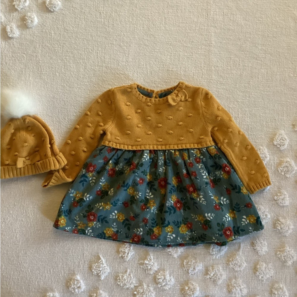 NWOT-Cupcake and Cashmere corduroy knitted dress and hat -SZ 6 to 9 months
M1